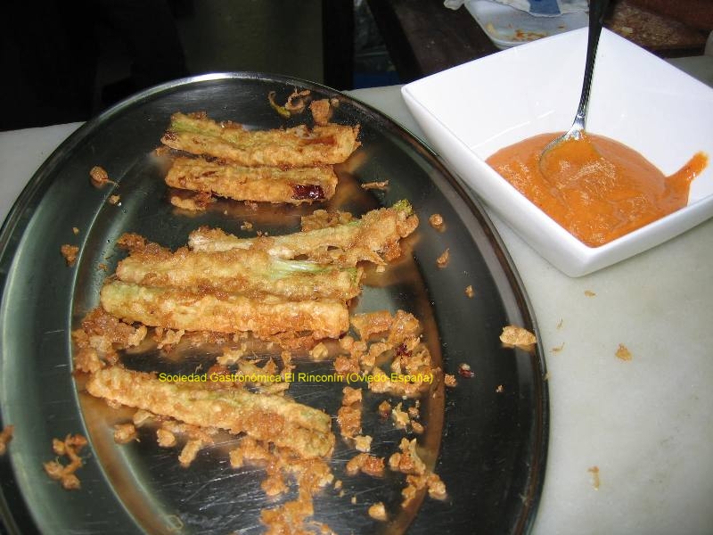 Calçots en tempura